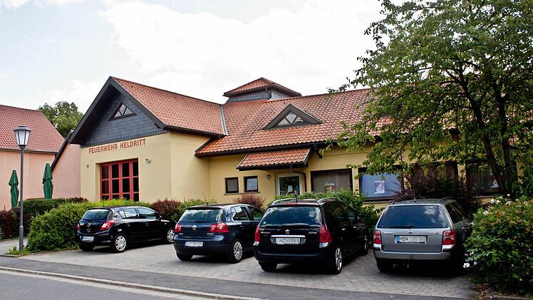 Hier probt das Team der Coburger Sommeroperette: Feuerwehrhaus in Heldritt.