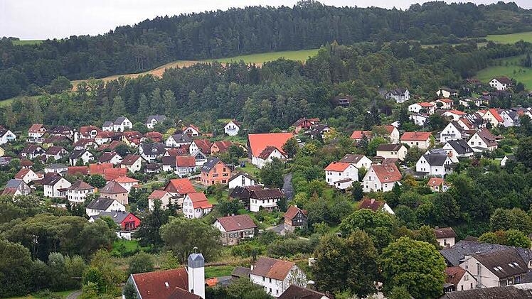 In der Verwaltungsgemeinschaft Trebgast - Ködnitz - Harsdorf leben immer weniger Menschen. Das wirkt sich auch auf die Zuweisungen die Umlagenberechnung aus. Fotos: BR/ARchiv
