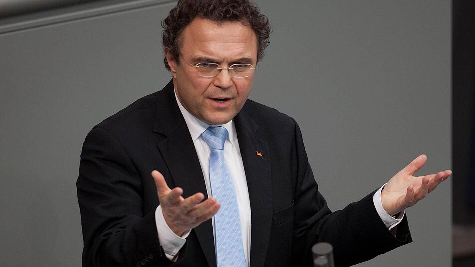 Für Hans-Peter Friedrich ist die Union zu weit in die Mitte gerückt. Foto: dpa/Herbert Knosowski