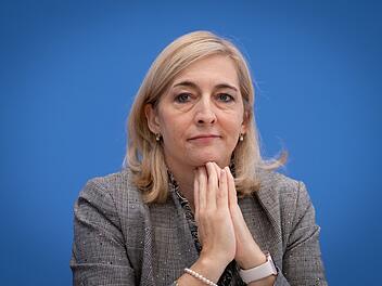 Bundesrat stellt Sparpläne für Krankenkassen infrage – Kritik am Reformpaket