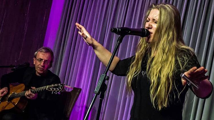 Beata Kossowska und Eberhard Klunker gastierten bei "Leise am Markt" in Coburg. Foto: Jochen Berger