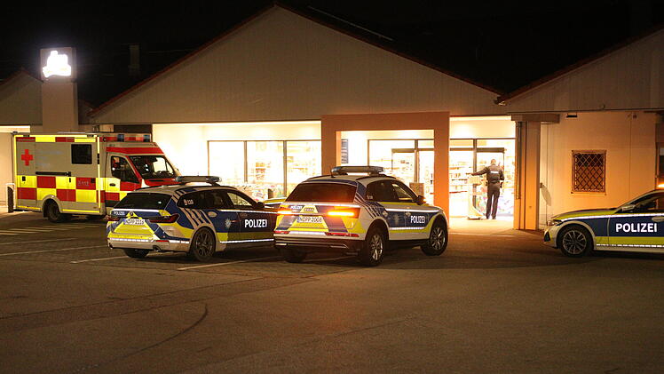 Bewaffneter &Uuml;berfall auf Ansbacher Drogeriemarkt - T&auml;ter auf der Flucht