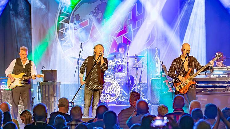 Manfred Mann&rsquo;s Earth Band spielt live in Bad Kissingen
