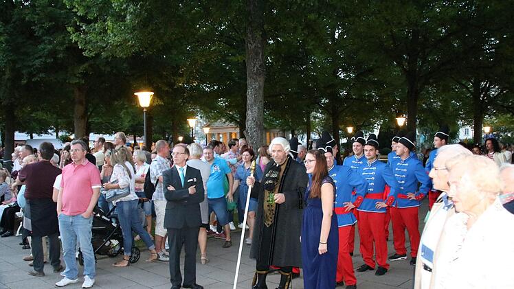 Eindrücke von Rakoczy-Ball und Gläser-Polonaise. Foto: Ralf Ruppert