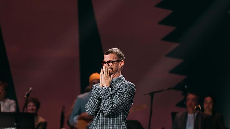 Joko Winterscheidt merkte schnell: Andrea Petkovic ist eine Gegnerin, die man extrem ernst nehmen muss. "Du bist eigentlich &uuml;berqualifiziert f&uuml;r ProSieben", lobte er sie.
