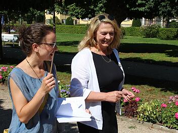 Sommerinterview: Kurdirektorin Andrea Schallenkammer im Gespräch mit Redakteurin Ulrike Müller. Foto: Benedikt Borst