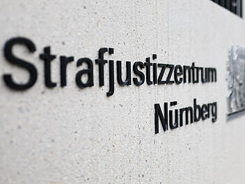 Prozess gegen Corona-Impfarzt in N&uuml;rnberg ausgesetzt