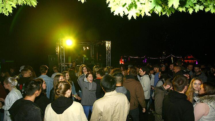 Impressionen von der Nacht am See in Trebgast  Foto: Monika Limmer