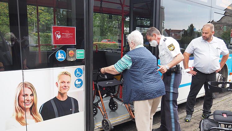 Bamberg: Sicher unterwegs mit dem Rollator - Kurse f&uuml;r Senior*innen finden im Juni und Juli statt
