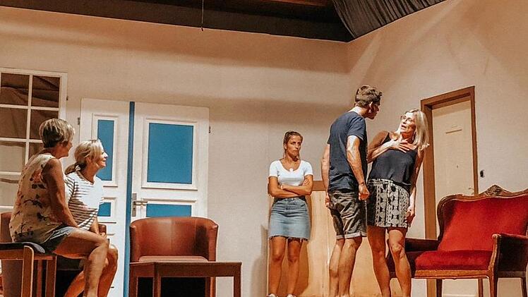 "Die fidele Kurklinik" &ouml;ffnet am Samstag, 19. Oktober, ihre Pforten. Der Vorverkauf f&uuml;r das St&uuml;ck der   Katholischen Arbeiterbewegung N&uuml;dlingen l&auml;uft ab Samstag, 28. September. Foto: Pierre Strecker