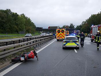 T&ouml;dlicher Motorradunfall auf der A73 bei Forchheim