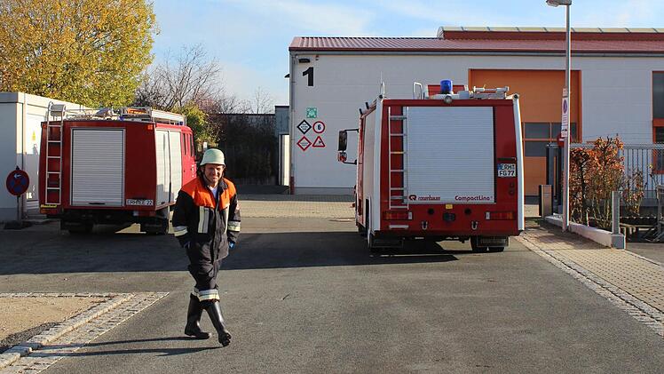 Gelassen konnten die Gremsdorfer Feuerwehrleute am Dienstag vom Imo-Gelände wieder abrücken. Foto: Andreas Dorsch