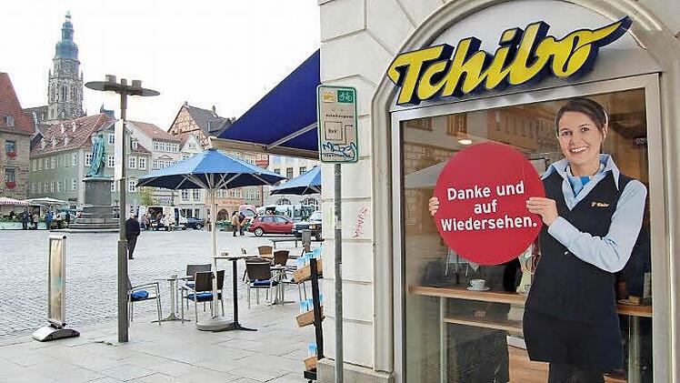 Mehr "1-a-Lage" geht in Coburg eigentlich kaum. Trotzdem kann es sein, dass das Ladenlokal am Marktplatz nach dem Tchibo-Aus erst einmal bis zum März 2014 leer steht. Foto: CT-Archiv/Oliver Schmidt