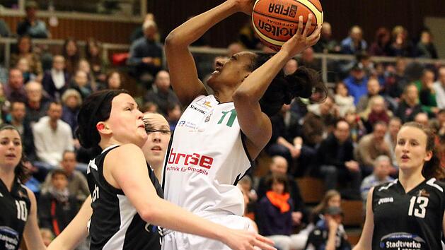 Taleya Mayberry traf nur drei von 17 W&uuml;rfen aus dem Feld. Foto: sportpress