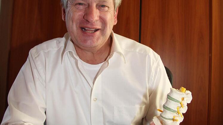 Reinhard Baar ist ein Landarzt mit Leib und Seele. Hausbesuche sind sein täglich Brot. Foto: Sonja Adam