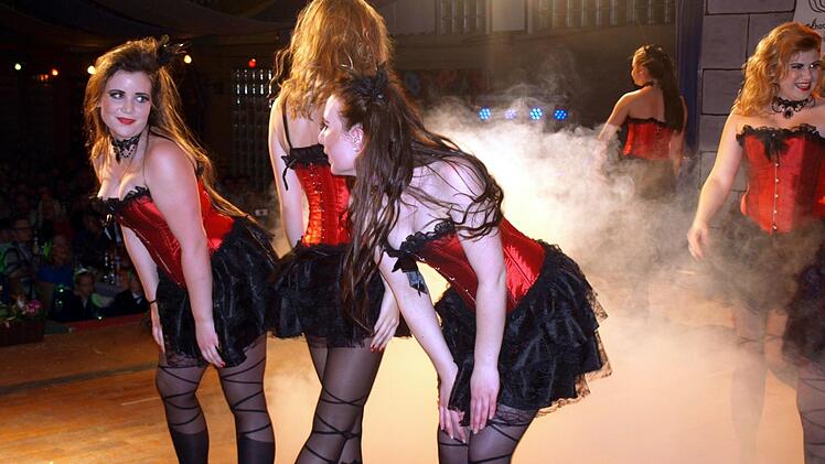 Eine Augenweide:  die Chickendales und "Burlesque". Foto: Susanne Deuerling