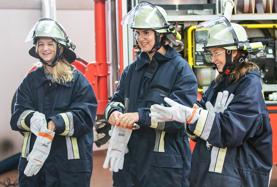 Prinzessinnen bei Feuerwehr