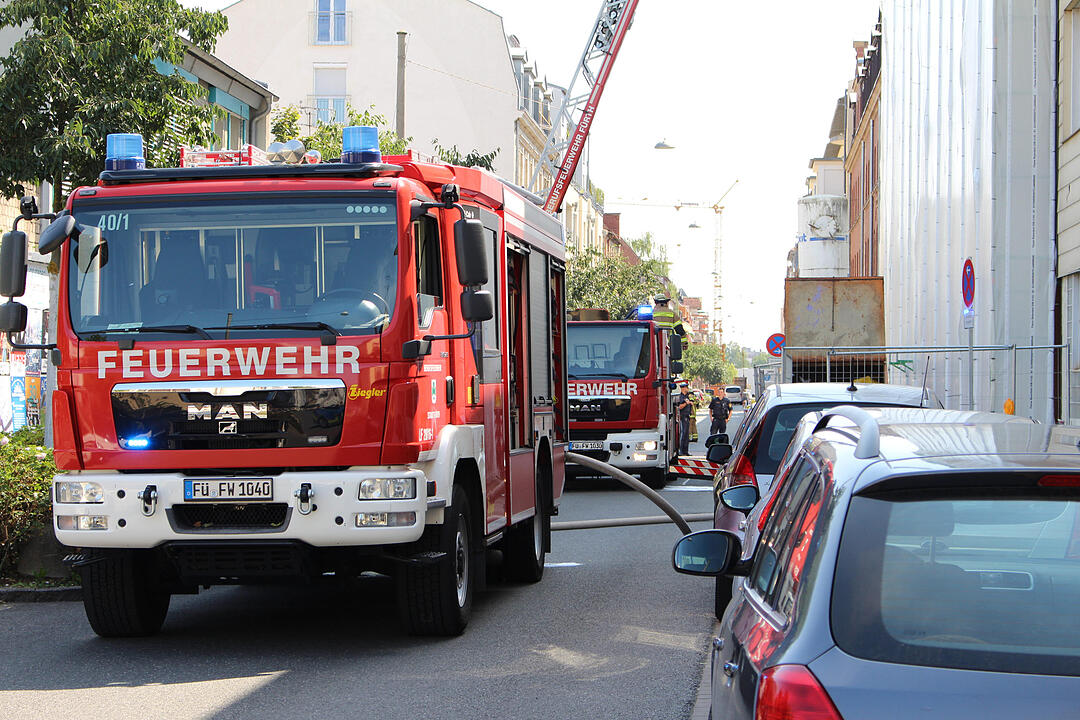 Fürth: Brand auf dem Dach des Landesamtes für Statistik