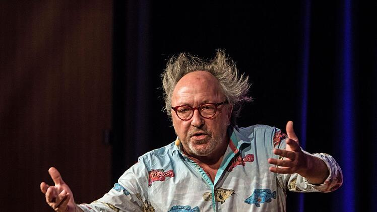 Mahner und Warner: Urban Priol stellte sein neues Programm "Im Fluss" in Coburg vor.Foto: Jochen Berger