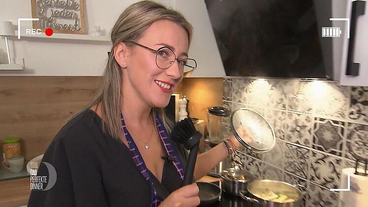 Früher hat Marta bei VIVA Polen moderiert, heute moderiert sie ihre Vorbereitungen fürs "perfekte Dinner".