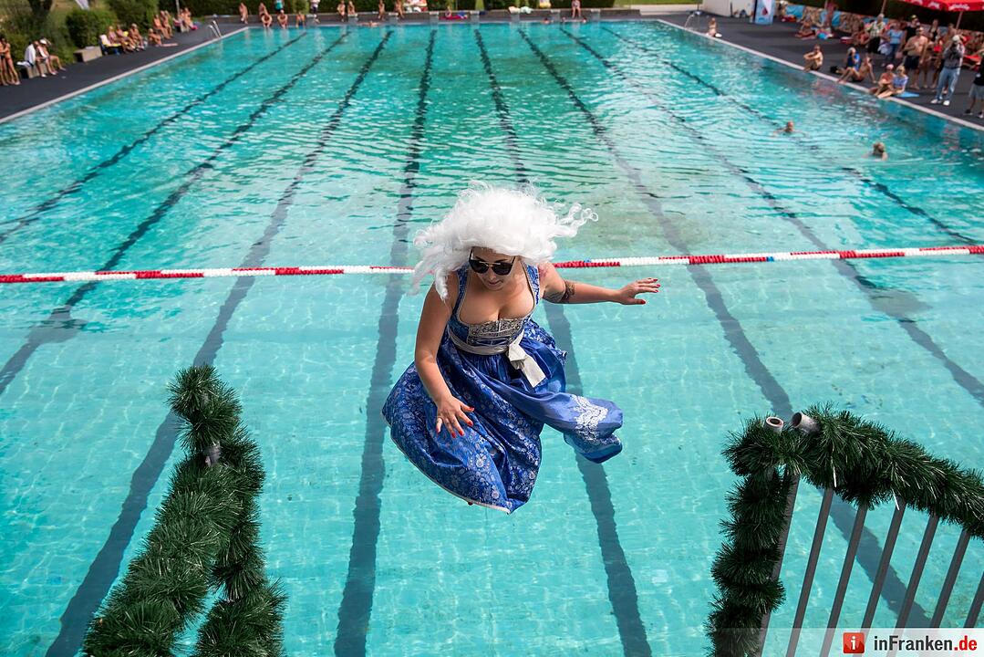 Dirndl-Flug Weltmeisterschaft