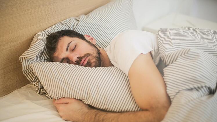Beste Zeiten zum ins Bett gehen und aufstehen