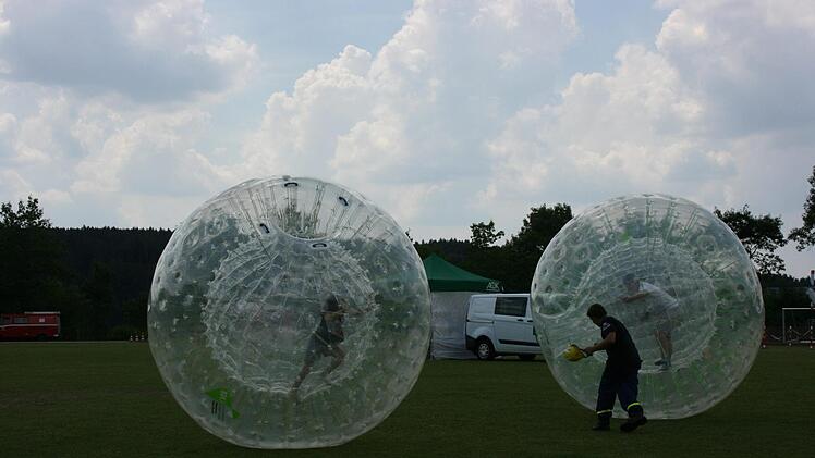 Die Zorbingb&auml;lle waren hei&szlig;begehrt.