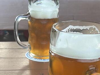Bier, Bierkrug, Kellerbier, Bierkeller, Biergarten