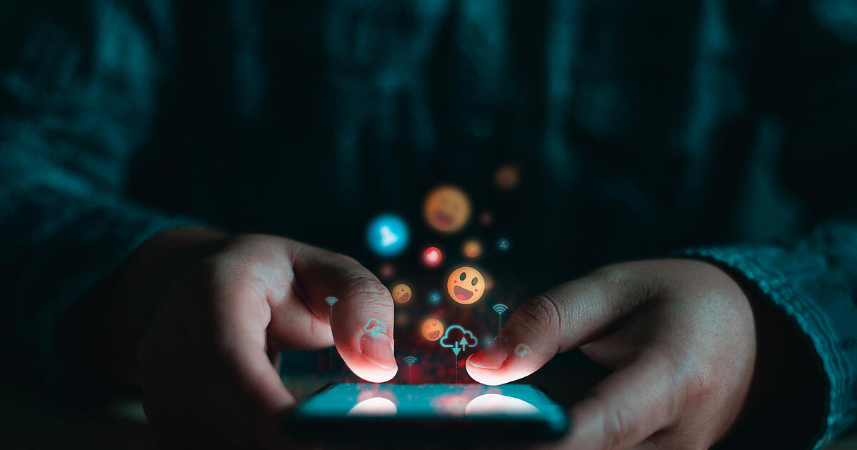 WhatsApp: This is what happens when you send emojis with stars