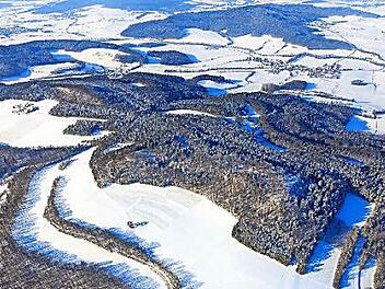 Der Kordigast, von Einheimischen auch "Korches" genannt, in einer winterlichen Luftbildaufnahme von Ingo Bäuerlein.
