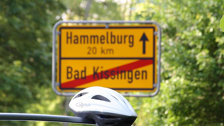 Das Saaletal ist fast durchgehend mit Radwegen erschlossen, lediglich unterhalb von Bad Kissingen klafft eine Lücke: Aufgeschwemmter Schotter und der Umweg um den Golfplatz führen dazu, dass immer wieder Radler auf die Bundesstraße zwischen Euerdorf und Bad Kissingen ausweichen.Ralf Ruppert