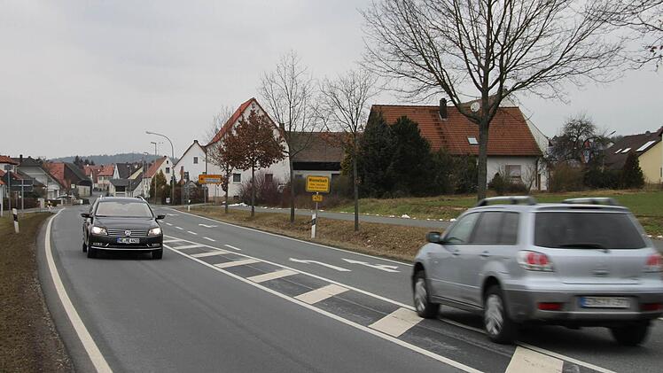 Viele Autos, die auf Wimmelbach zufahren, sind zu schnell unterwegs. Foto: Roepert