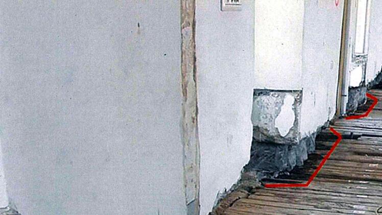 Die geschädigten Balken im zweiten Obergeschoss Foto:  Stadt Herzogenaurach
