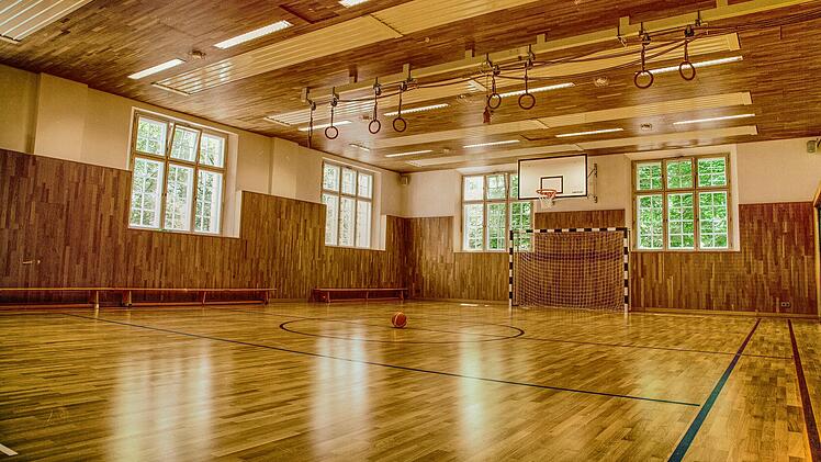 Kemmern: Bürgermeister schließt eigenmächtig Turnhalle - "aufgrund unangenehmer Vorkommnisse"