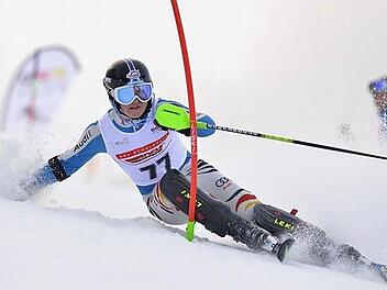 Slalom-Studie von Jacob Schramm. Der Eppenreuther liebt es neuerdings etwas schneller. Vor allem im Super G hat er sich stark verbessert. Fotos: BauerFoto