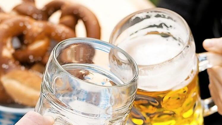 Einen größeren "Schluck" sollen die Brauer bekommen, fordert die Gewerkschaft. Foto: pr