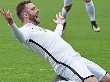 Die SpVgg Lettenreuth baut auch in der Ausw&auml;rtspartie beim SV Merkendorf auf seinen Torj&auml;ger Daniel Fischer.  Foto: Czepera