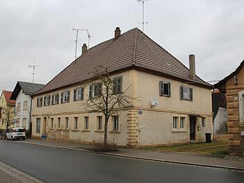 Die ehemalige Gaststätte "Jägersruh" in Döringstadt soll zu einem Dorfgemeinschaftshaus umgebaut werden. Fotos: Tobias Kindermann