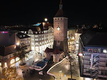 Winterdorf Nürnberg 2025: Öffnungszeiten, Programm und kulinarische Highlights am Jakobsplatz