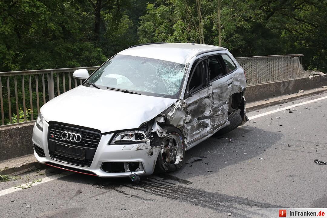 c_Lkw abgestürzt Unfall 05