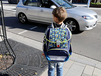 Kreis Bamberg: Mann verfolgt 7-J&auml;hrigen und packt ihn - Polizei sucht Zeugen