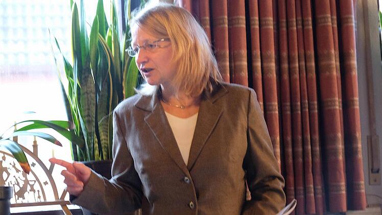 Ortsbeauftragte Elisabeth Assmann zog beim Neujahrsempfang in Diebach Bilanz für den zweitgrößten Ortsteil.  Foto: Gerd Schaar