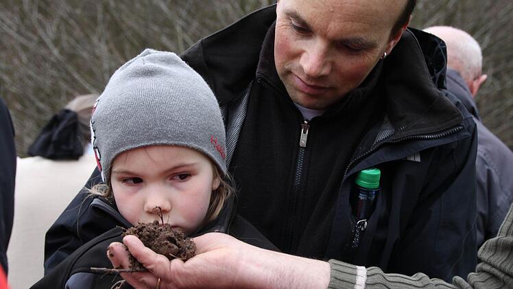 Damit markieren die Tiere ihr Revier - und pflegen ihr Fell.