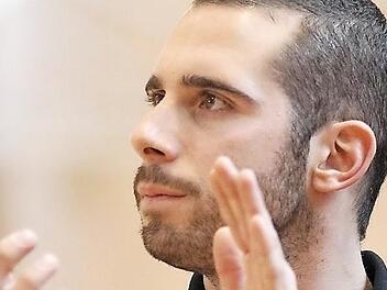 Trainer Mark V&ouml;lkl plagen Personalprobleme. Foto: sportpress