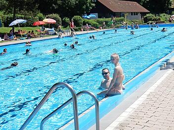 Mit dem Neubau des Freibads kommen auf Egloffstein Kosten in Höhe von 1,5 Millionen zu. Foto: Freibad Egloffstein