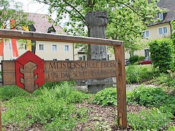 Die Meisterschule Ebern für das Schreinerhandwerk ist auch über Franken hinaus beliebt.  Foto: Janina Reuter