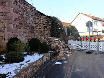 Die Einsturzstelle an der Klostermauer Foto: Gerd Schaar