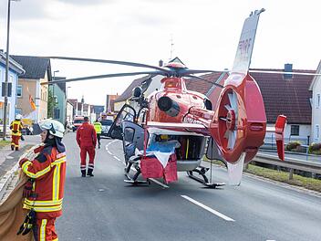 Schwerer Unfall in Breiteng&uuml;&szlig;bach: Kind (3) wird von Auto erfasst und lebensgef&auml;hrlich verletzt