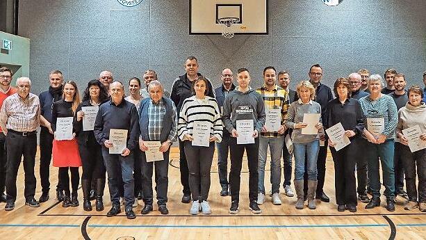 Sie halten der SpVgg Wonsees seit 25 jahren die Treue.