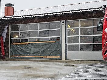 Acht Verletzte bei Kindergeburtstag: Schwerer Unfall mit Motorschlitten